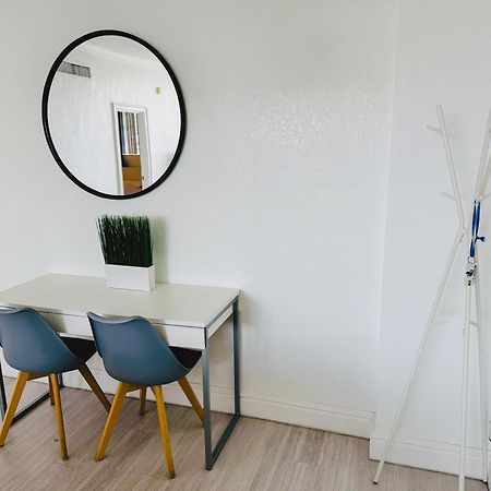 Miami Hollywood Great Two Bedroom Apartment With Channel View 006-22Bvic Buitenkant foto