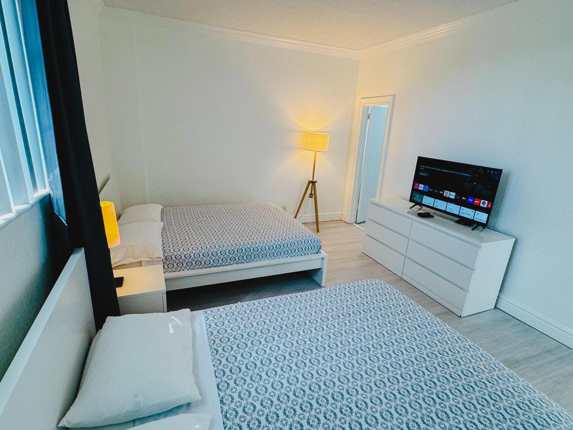Miami Hollywood Great Two Bedroom Apartment With Channel View 006-22Bvic Buitenkant foto